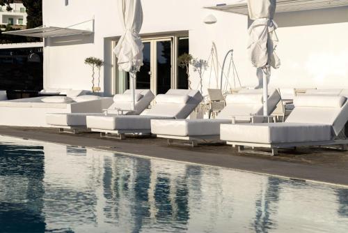 Πισίνα στο ή κοντά στο Paros Butterfly Villas