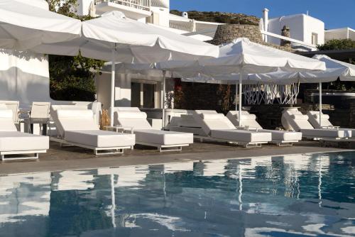 Πισίνα στο ή κοντά στο Paros Butterfly Villas