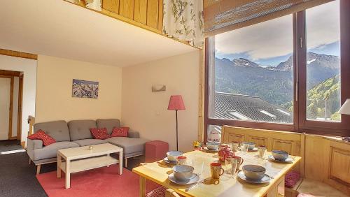 Enchaple D26 - ST JEAN D'AULPS - PIED DES PISTES - PROCHE MORZINE