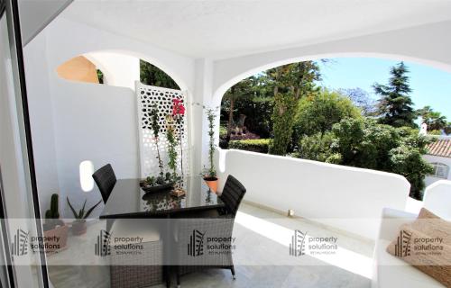 Benalgolf Vista al mar - PISCINA Y PLAYA - CERCANO A CAMPO DE ...