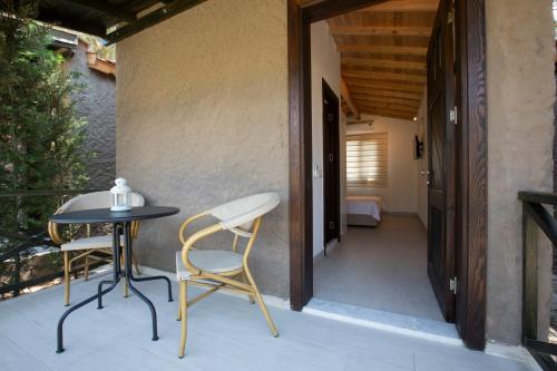 Balkoni atau teres di AEGEAN Apartments - Bungalows