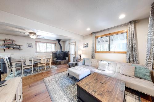 Pine Cone Cabin – Photos 4