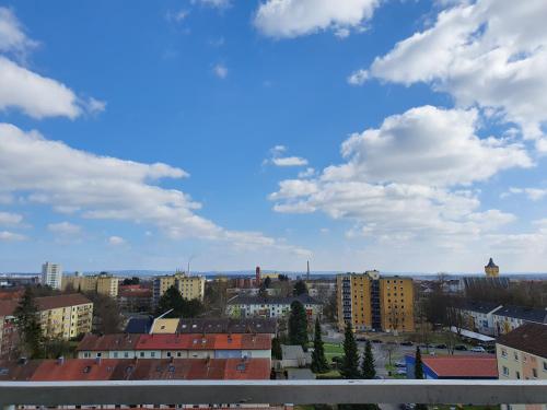 Nespecifikovaný výhled na destinaci Schweinfurt nebo výhled na město při pohledu z apartmánu