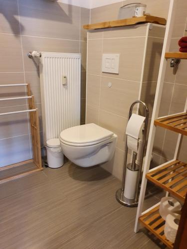 Ванная комната в Penthouse "Marc Aurel" - GreatView, WiFi & Netflix