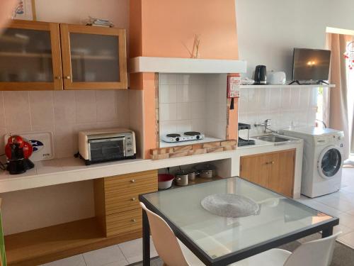 Η κουζίνα ή μικρή κουζίνα στο Casa da Isabelinha