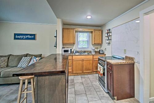 Hollywood Park Home Less Than 3 Mi to Natl Park!