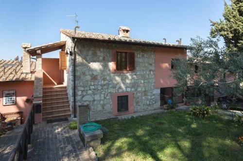 One bedroom house with city view enclosed garden and wifi at San Vitale