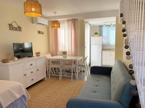 Chalet a estrenar - Playa Oliva Nova. Piscina & Padel, Oliva ...