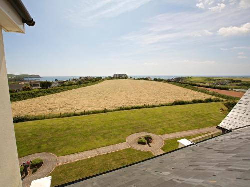 Ocean View Apartment – Photos 3