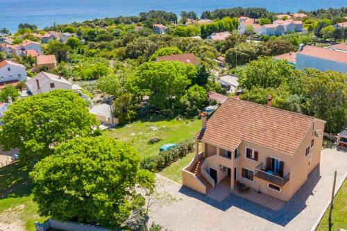 Fotografie z fotogalerie ubytování Apartments Marina Veskovic v destinaci Nerezine