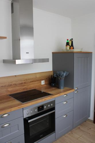 Dapur atau dapur kecil di Bachmeier's Gasthaus Traube Niederfell
