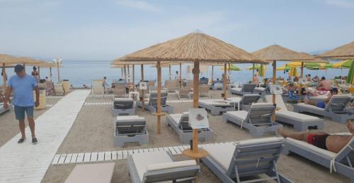 "NISSI BEACH" Houses