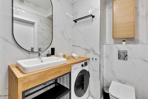 Kúpeľňa v ubytovaní Apartament Wałowa Stara Stocznia Gdańsk