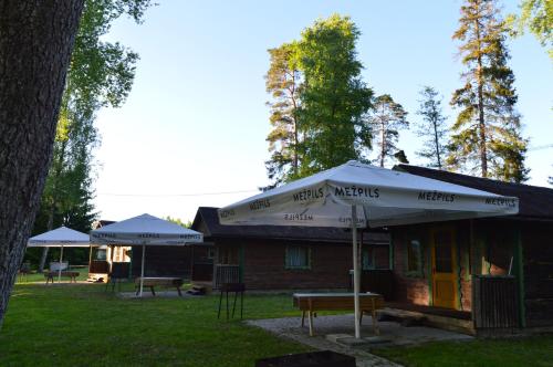 The building where the campground is located