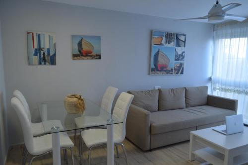 Seafront recently renovated apartments