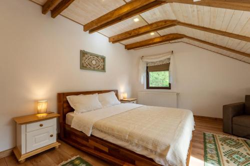 Легло или легла в стая в Casa cu Prispa