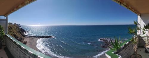 Apartamento en playa semi-privada, Benalmádena – Updated 2022 ...