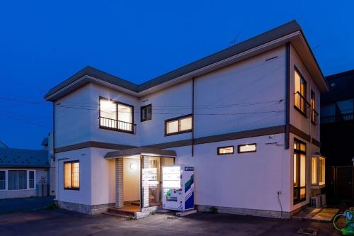 Budova, kde se prázdninový dům nachází