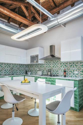 The Silver Lava - design apartment and spa photo 10