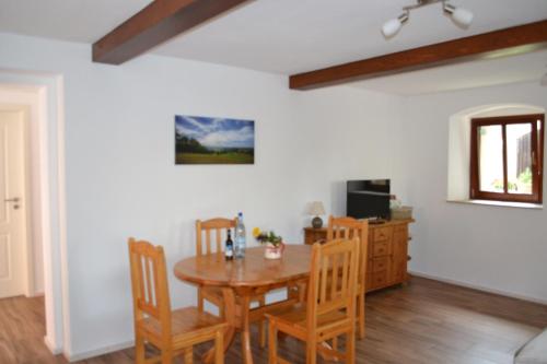 Fotografie z fotogalerie ubytování Ferienwohnung-Max-22 v destinaci Müglitztal