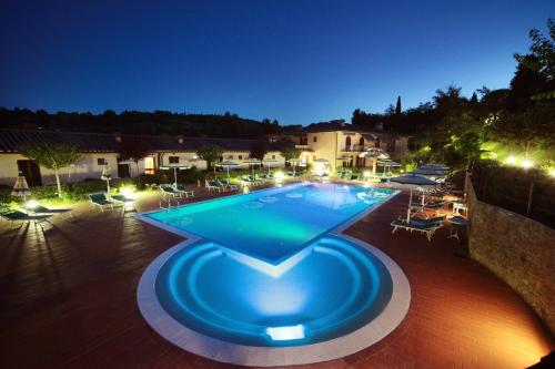 Πισίνα στο ή κοντά στο Hotel Sovestro