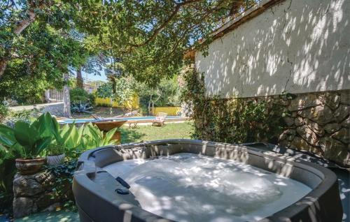 Holiday home in Mali Lošinj with Pool, Whirpool, Terrace, Air conditioning, Wi-Fi, Washing machine 4780-1