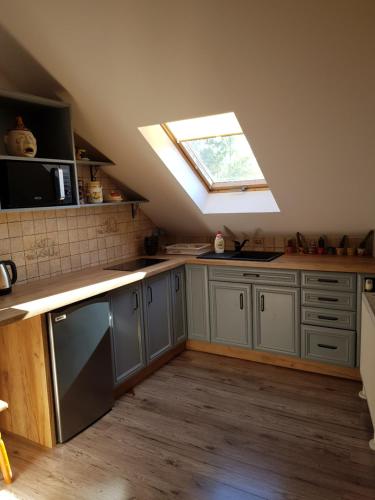 Köök või kööginurk majutusasutuses Na Stawach