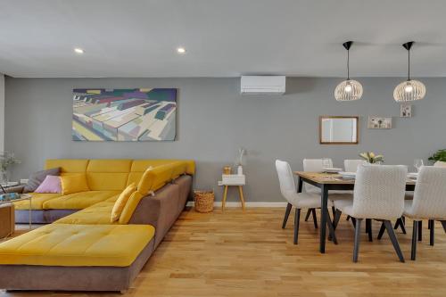 Apartments Piano