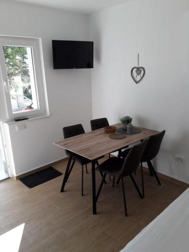 Apartment in Podgora with Terrace, Air conditioning, Wi-Fi (4492-7)