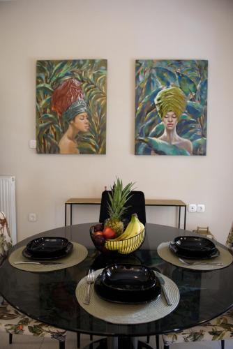 Regina's Downtown Apartment by CorfuEscapes