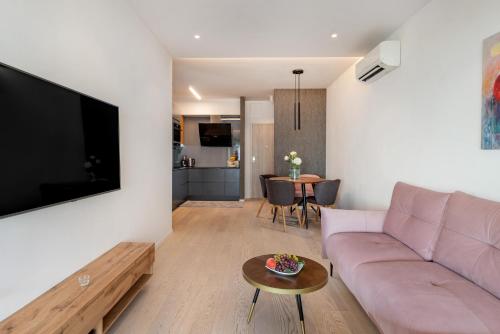 Zaloo, Luxury Apartment with Sea-View and Jacuzzi