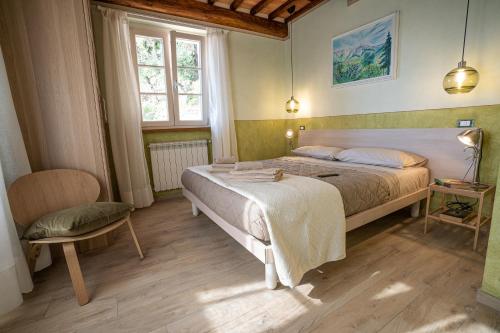Llit o llits en una habitació de Villa "Il Grillo" Piscina privata, Panorama e privacy