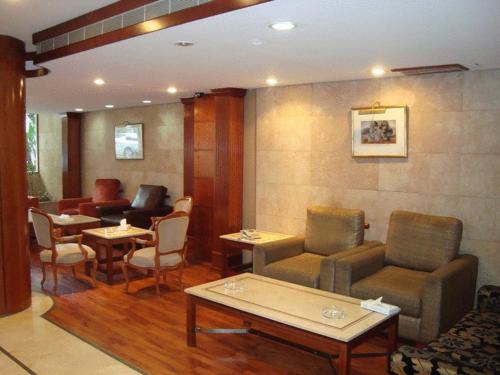Χώρος καθιστικού στο Charles Hotel