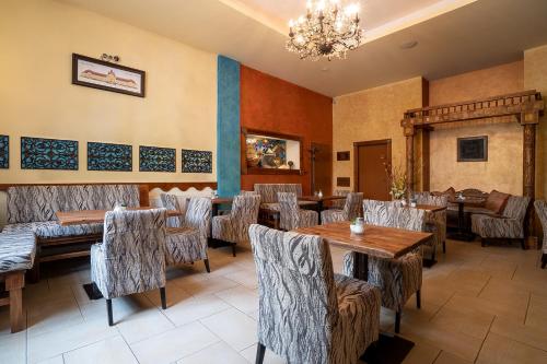 Posezení v ubytování Nautico Hotel, Restaurace & Wellness