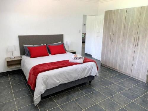 Postel nebo postele na pokoji v ubytování Stay Harties Accommodation