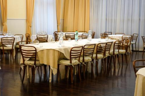 Εστιατόριο ή άλλο μέρος για φαγητό στο HG Hotel Cappelli