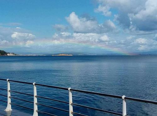 Primera línea de mar apartamento dúplex en Ribeira