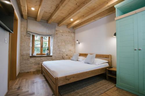 Rooms by FRANKA