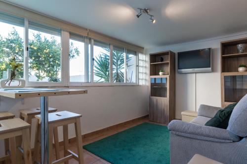 Vita Portucale ! 3 Bedroom Apartment with Private Terrace