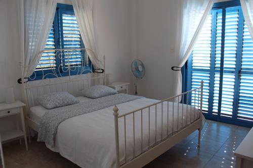 Gallery image of Olive Beach Villa in Peyia