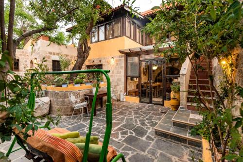Secret Garden - Old Town