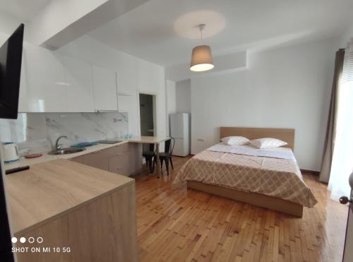 Studio in the heart of Athens !!!