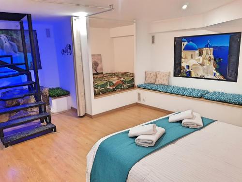 Postel nebo postele na pokoji v ubytování Duplex juderia de Cordoba