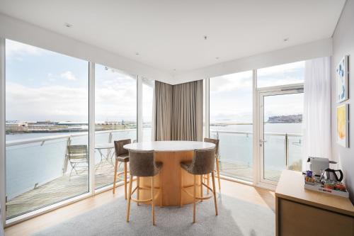 voco St. David's Cardiff by IHG photo 41