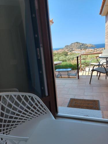 Gallery image of Golden view apartments Myrina Limnos in Mirina