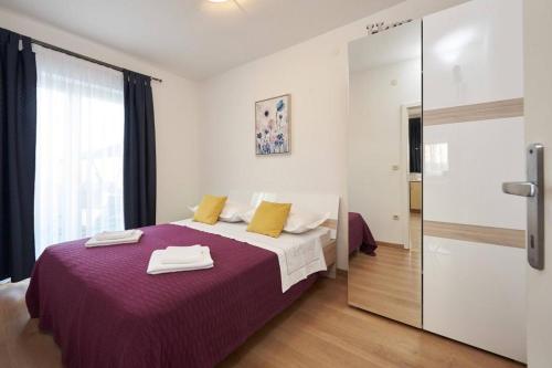 Apartment in Slatine with sea view, terrace, air conditioning, Wi-Fi (4789-4)