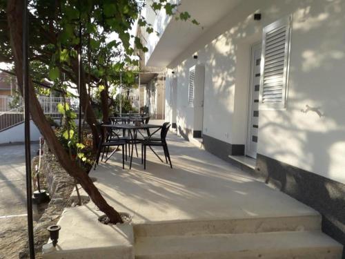 Apartment in Podgora with Terrace, Air conditioning, Wi-Fi (4492-6)