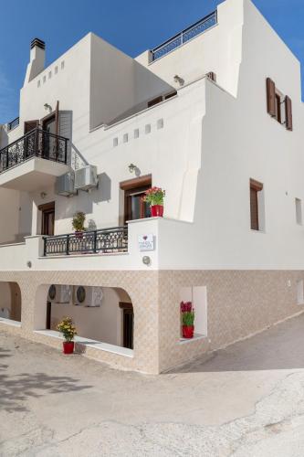 NAXOS DIAMOND Studios Apartments