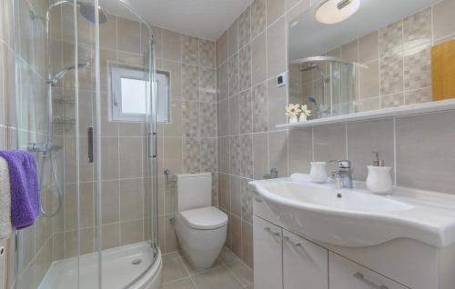 Koupelna v ubytování Apartment in Rovinj with Terrace, Air condition, WIFI, Washing machine (4686-2)