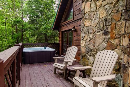 Cabin in the Woods w/ Hot Tub photo 40